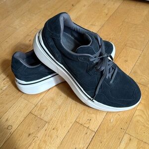 LIKE NEW AHNU men's sequence 1.1 sneakers in black & white. Retail $322 now $150